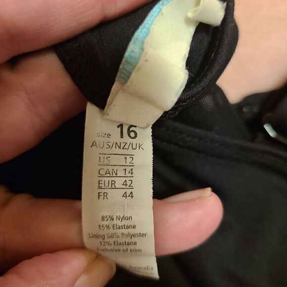 Sea Level Essentials Square Neck One Piece Size 12 US - Picture 6 of 13